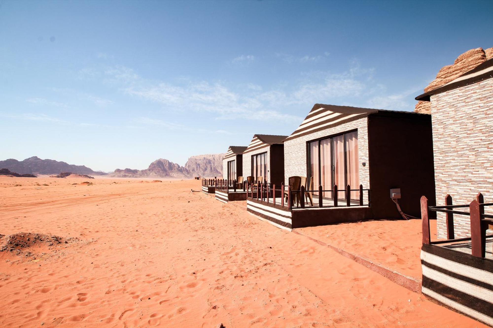 Magic Bedouin Star Hotel Wadi Rum Eksteriør billede