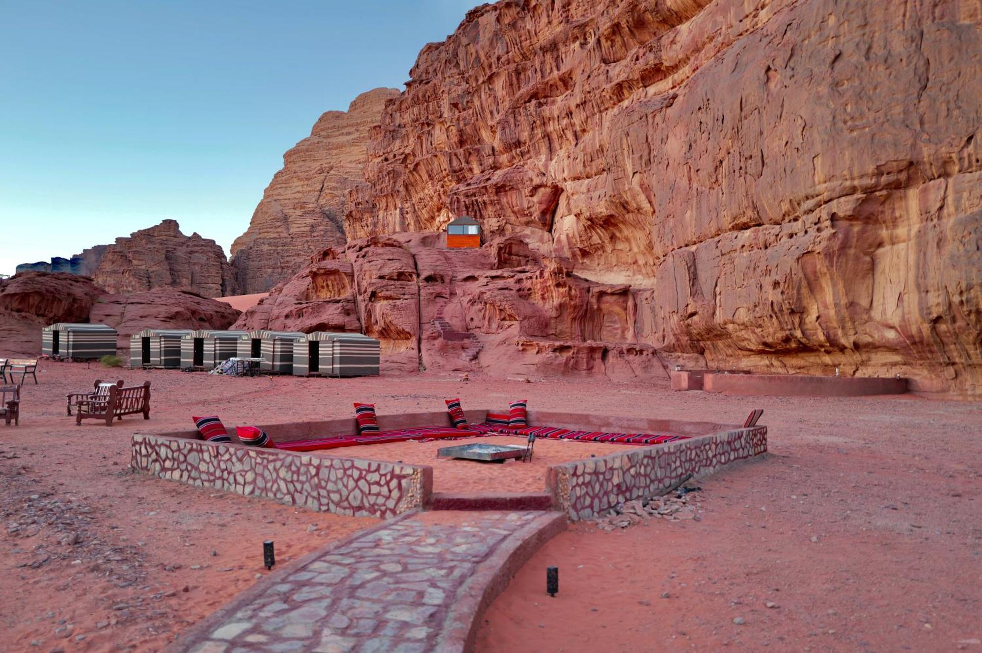 Magic Bedouin Star Hotel Wadi Rum Eksteriør billede