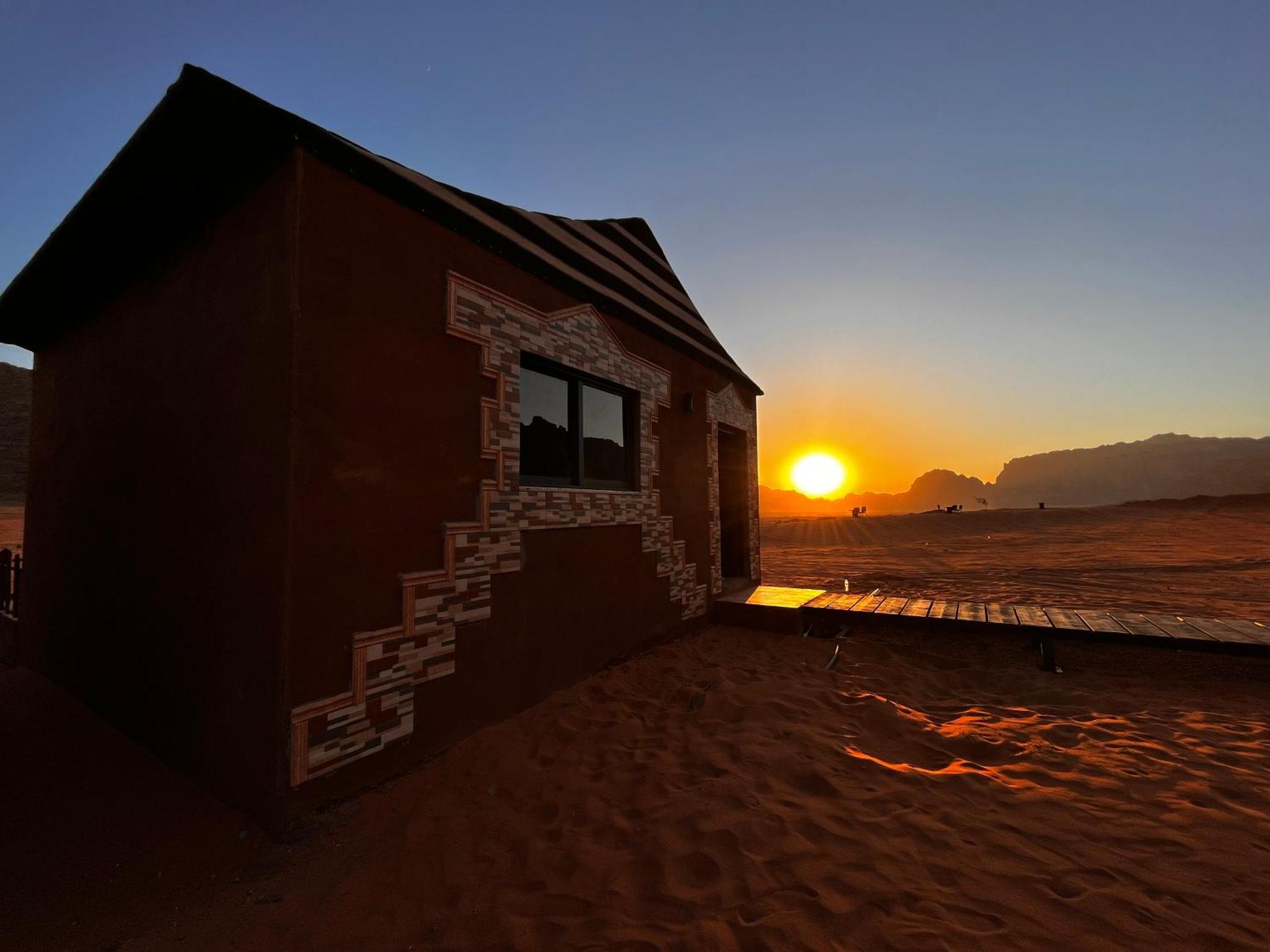 Magic Bedouin Star Hotel Wadi Rum Eksteriør billede