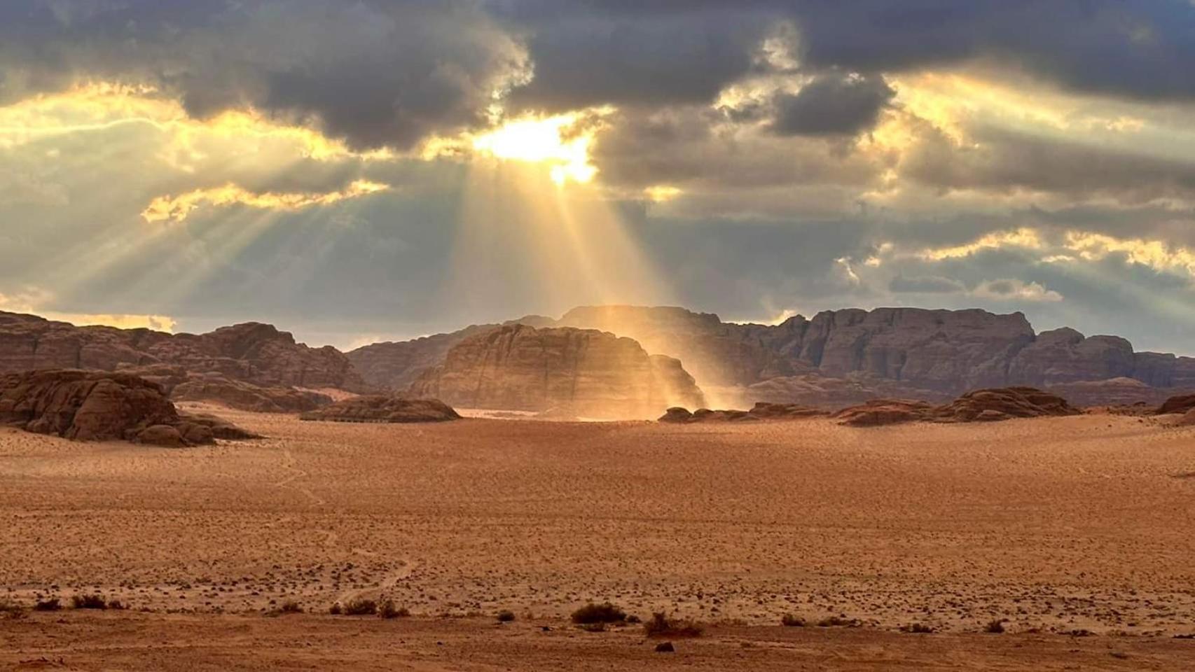 Magic Bedouin Star Hotel Wadi Rum Eksteriør billede